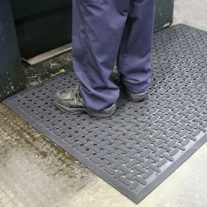 tapis-antiderapant-caoutchouc-k-mat-1