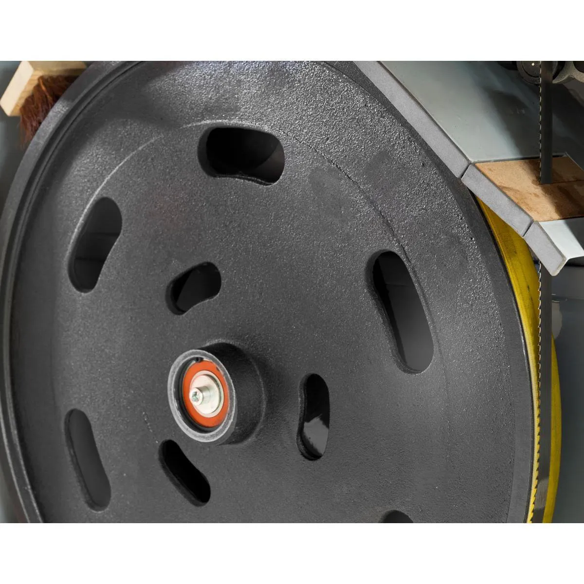 Scie à ruban pour le bois Holzmann HBS600DELUX_400V