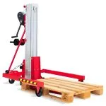 Monte charge pour palettes Toro E-501/C - Capacité 200kg - Hauteur 3,50m