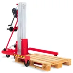 Monte charge pour palettes Toro E-501/C - Capacité 200kg - Hauteur 3,50m