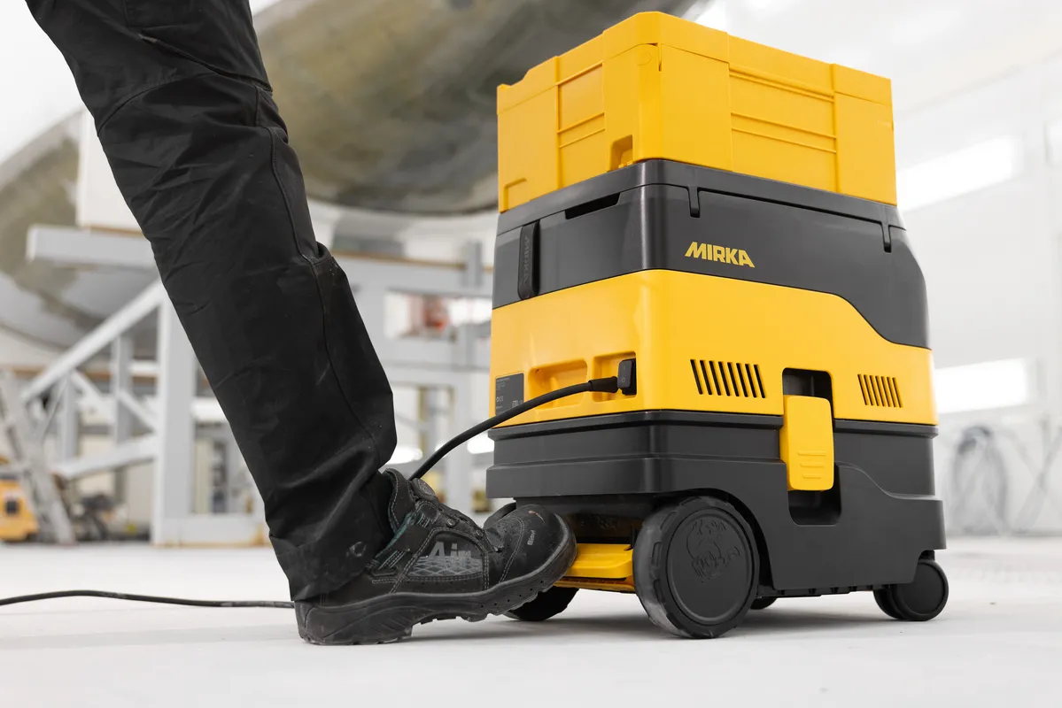 Aspirateur professionnel compact Mirka DEXOS 1217 AFC