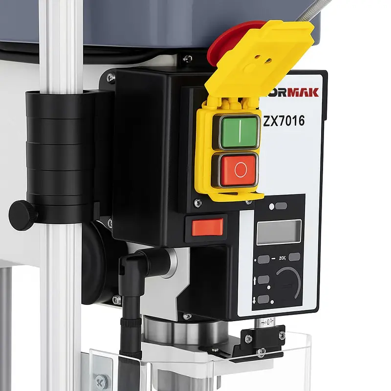 Perceuse fraiseuse à colonne Cormak ZX7016 230v 03