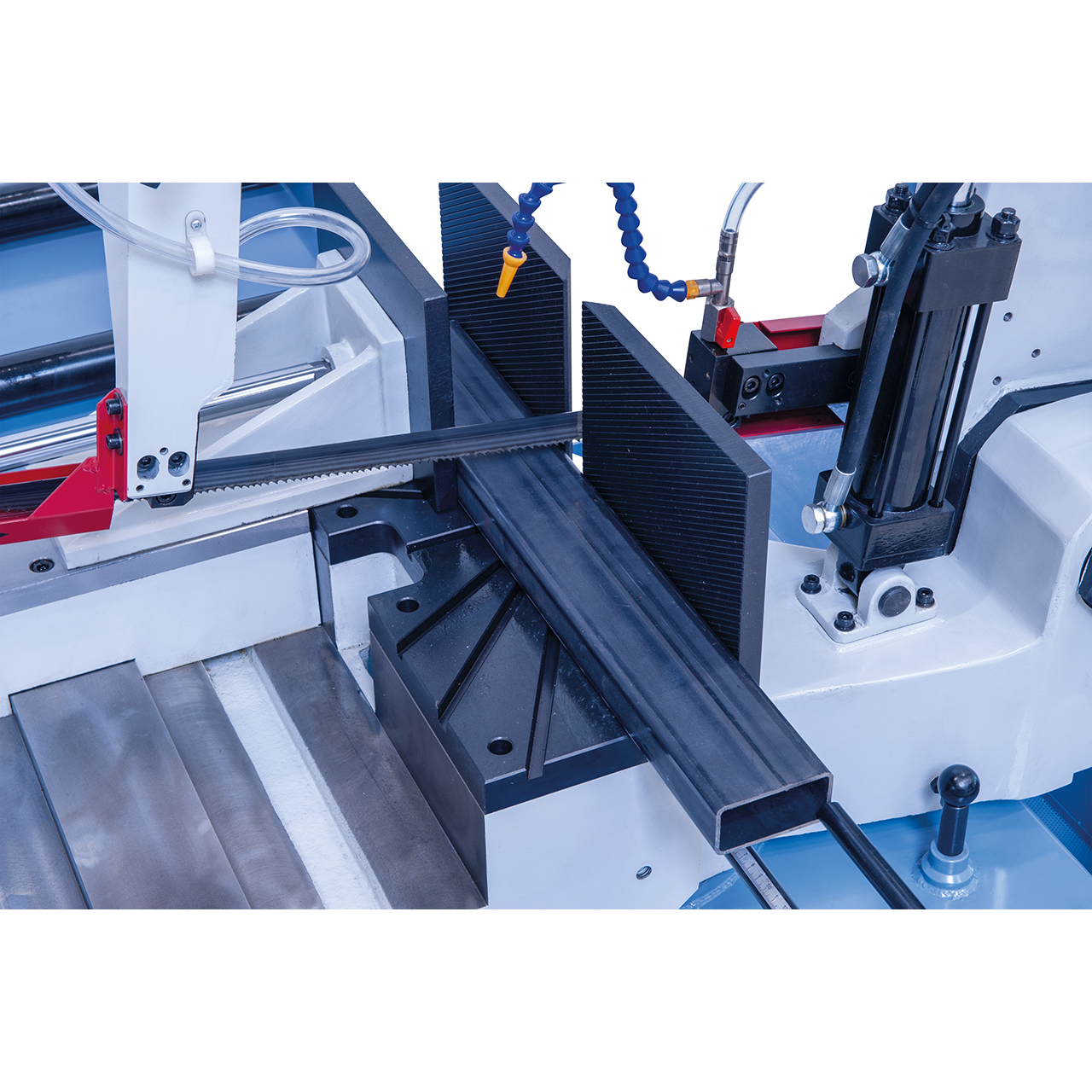 Scie à ruban double onglet semi-automatique Bernardo DGS 460 HV 08